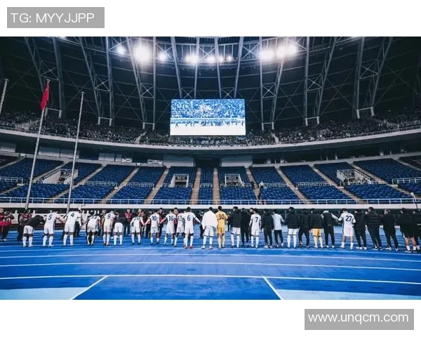 东体：申花主力赛季中后期身心疲惫，阵型一直是“明牌”状况